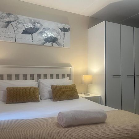 Smart And Cozy Studio With Netflix And Showmax Pretoria-Noord Extérieur photo